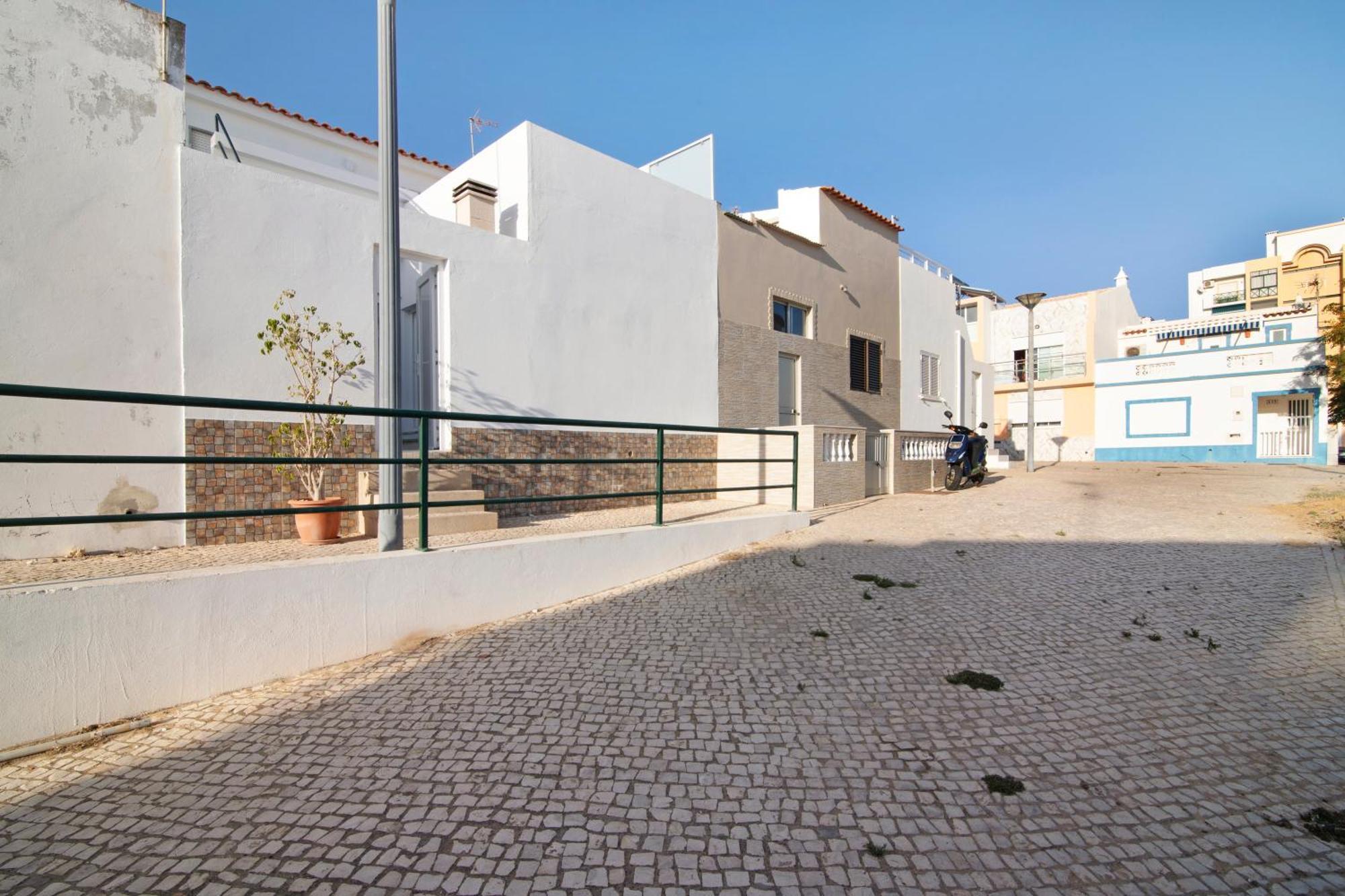 Telmus 1 Andar Apartment